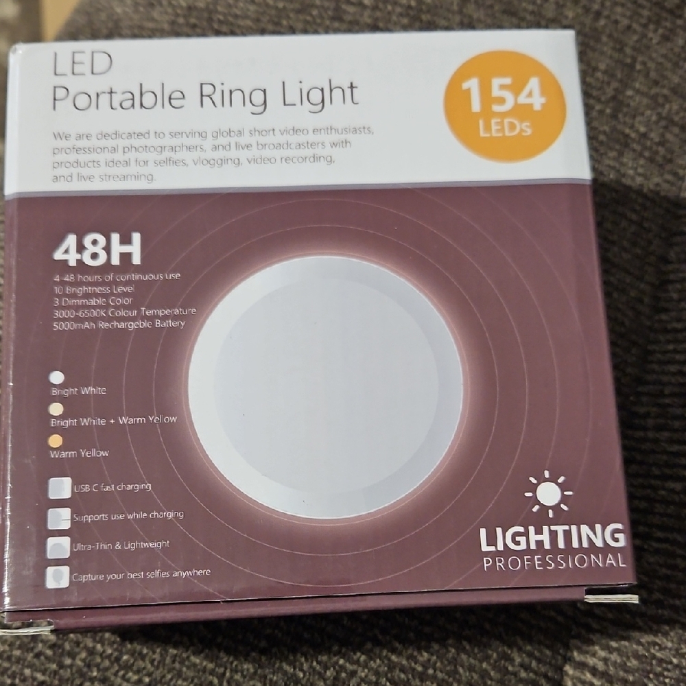 NWT Lighting Professional LED Portable Ring Light